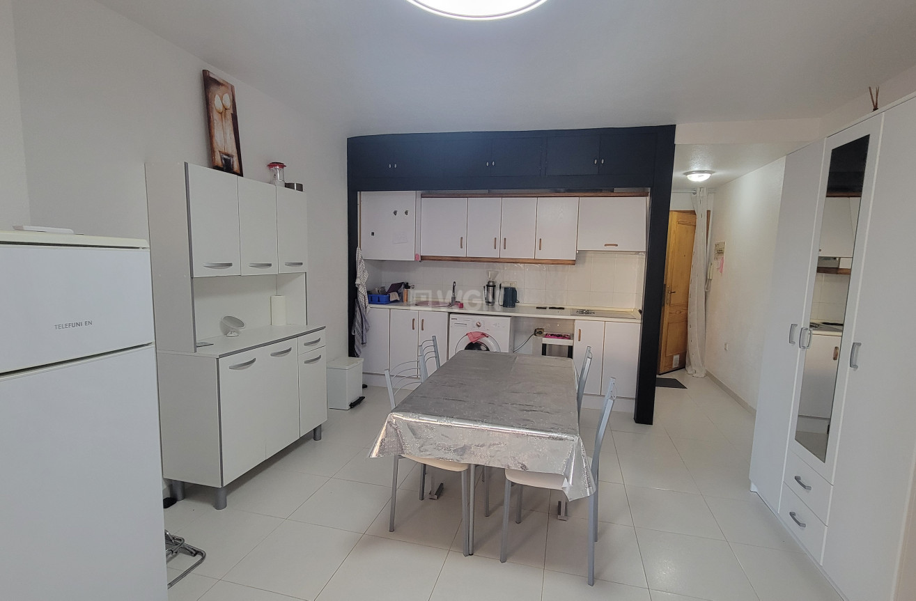 Resale - Apartment / flat - Torrevieja - Costa Blanca