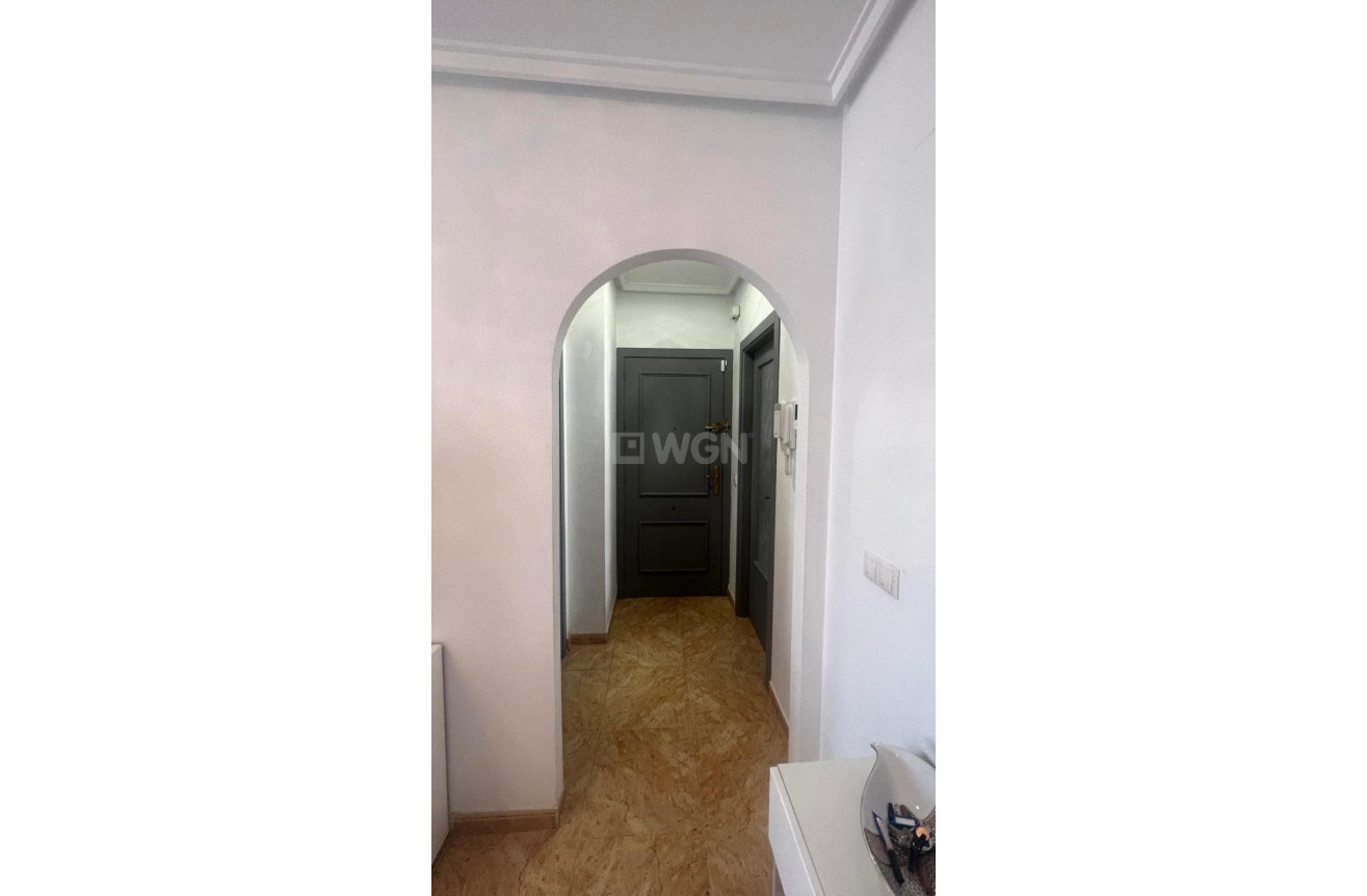 Resale - Apartment / flat - Torrevieja - Centro