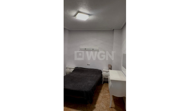 Resale - Apartment / flat - Torrevieja - Centro