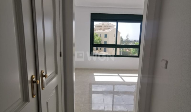 Resale - Apartment / flat - Orihuela Costa - Costa Blanca