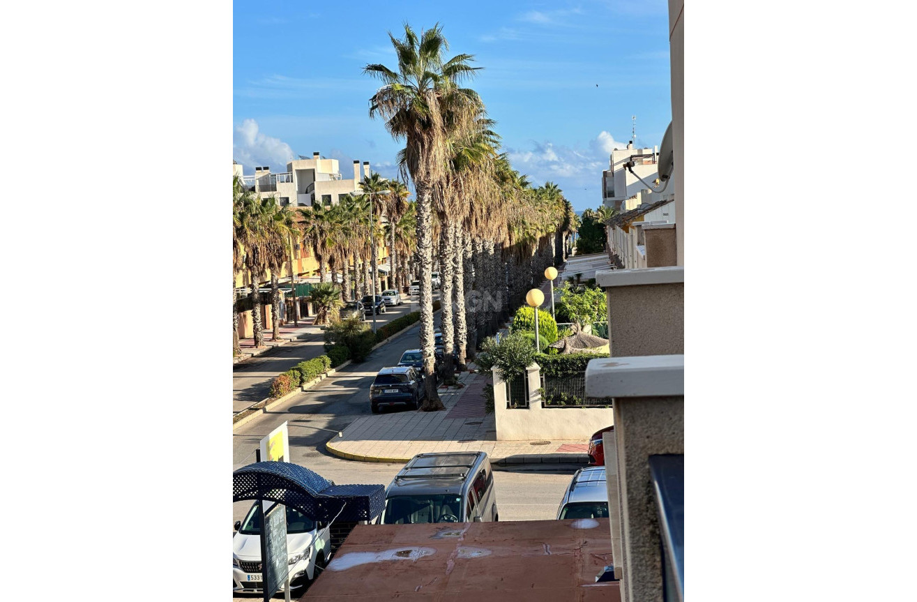 Resale - Apartment / flat - Orihuela Costa - Campoamor