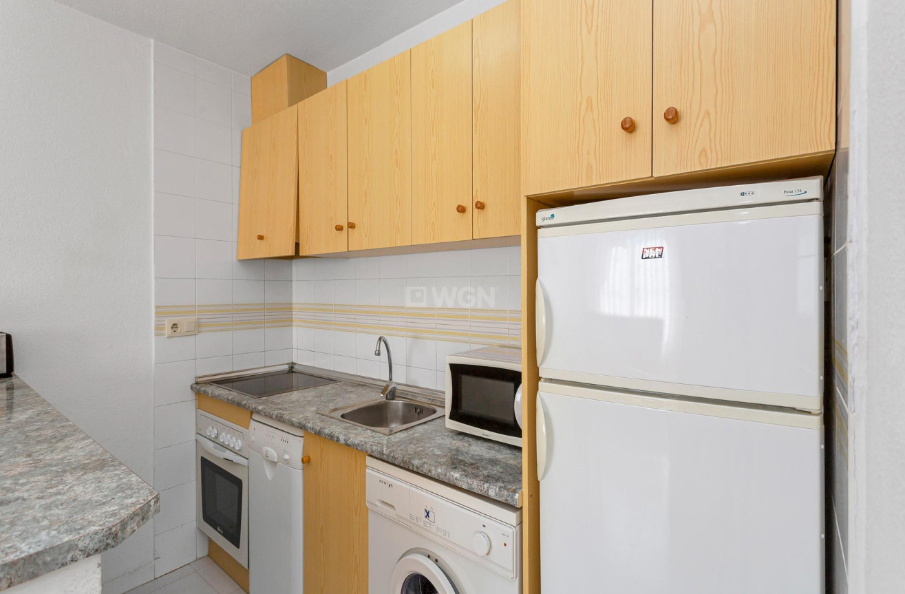 Resale - Apartment / flat - Torrevieja - Lago Jardin