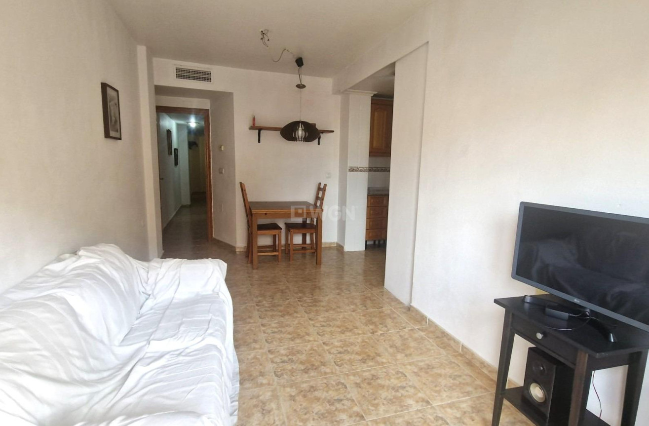 Resale - Apartment / flat - Torrevieja - Acequion