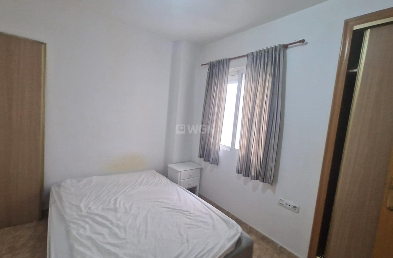 Resale - Apartment / flat - Torrevieja - Acequion