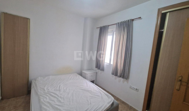 Resale - Apartment / flat - Torrevieja - Acequion