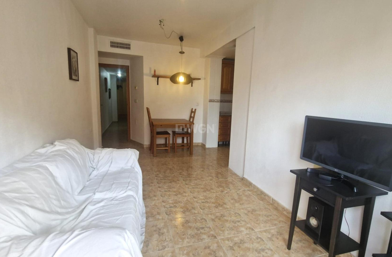 Resale - Apartment / flat - Torrevieja - Acequion