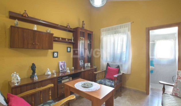 Resale - Villa - Canillas de Aceituno - Inland