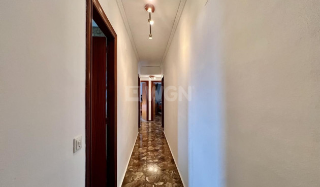 Resale - Apartment / flat - Denia - Costa Blanca