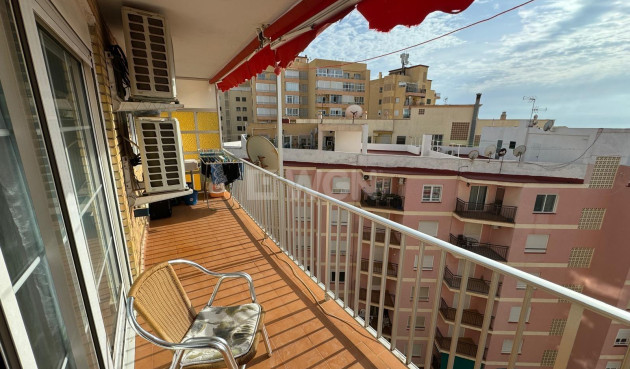 Resale - Apartment / flat - Torrevieja - Playa del Cura