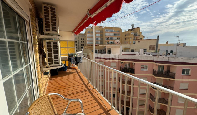 Resale - Apartment / flat - Torrevieja - Playa del Cura