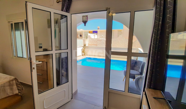 Resale - Townhouse - Villamartin - Costa Blanca