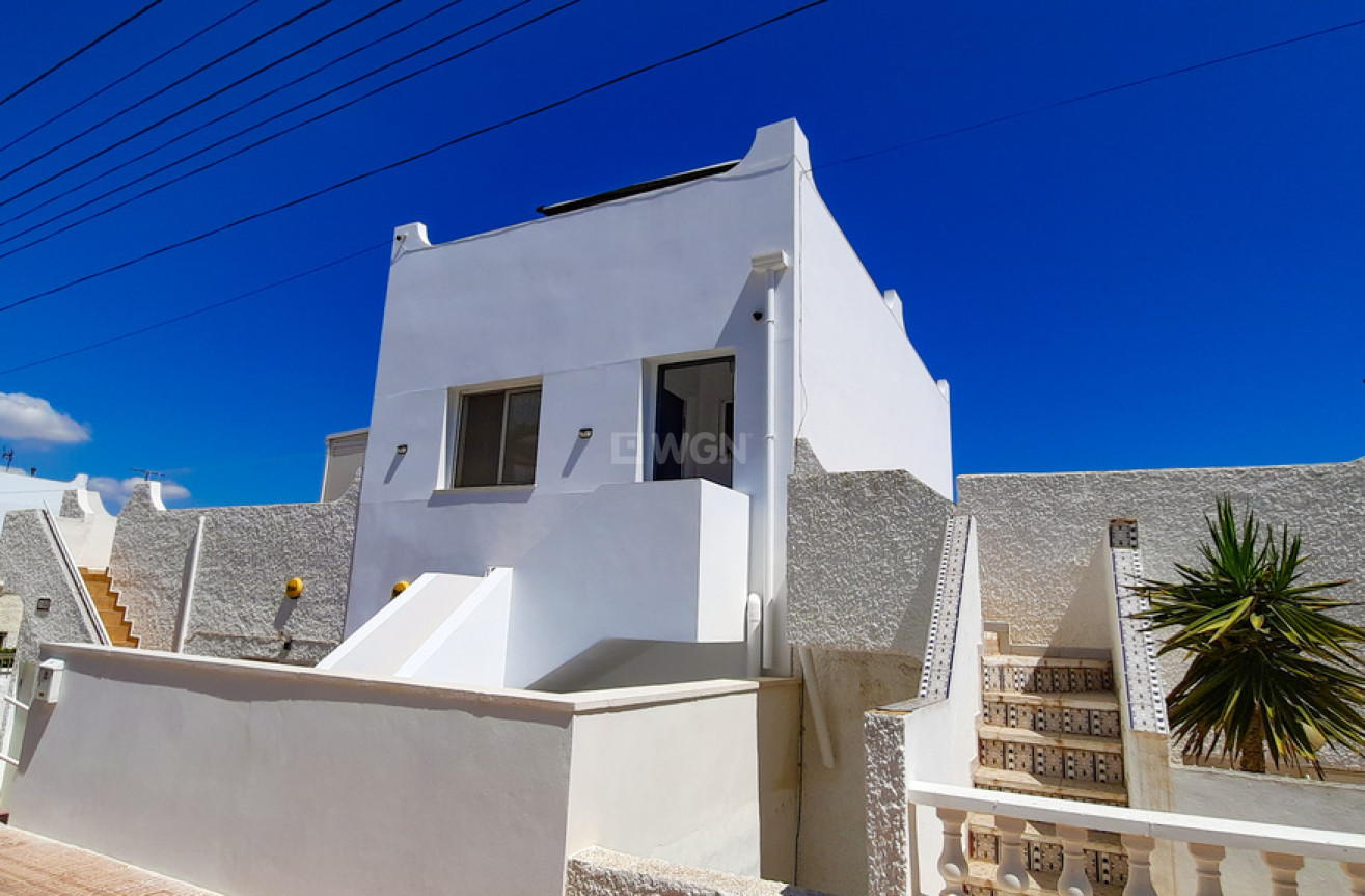 Resale - Townhouse - Villamartin - Costa Blanca