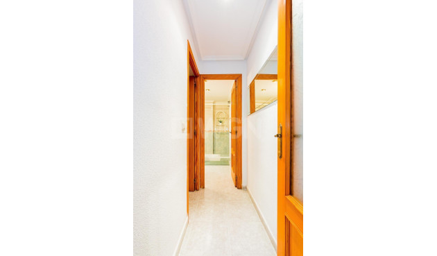 Resale - Apartment / flat - Torrevieja - Playa del Cura