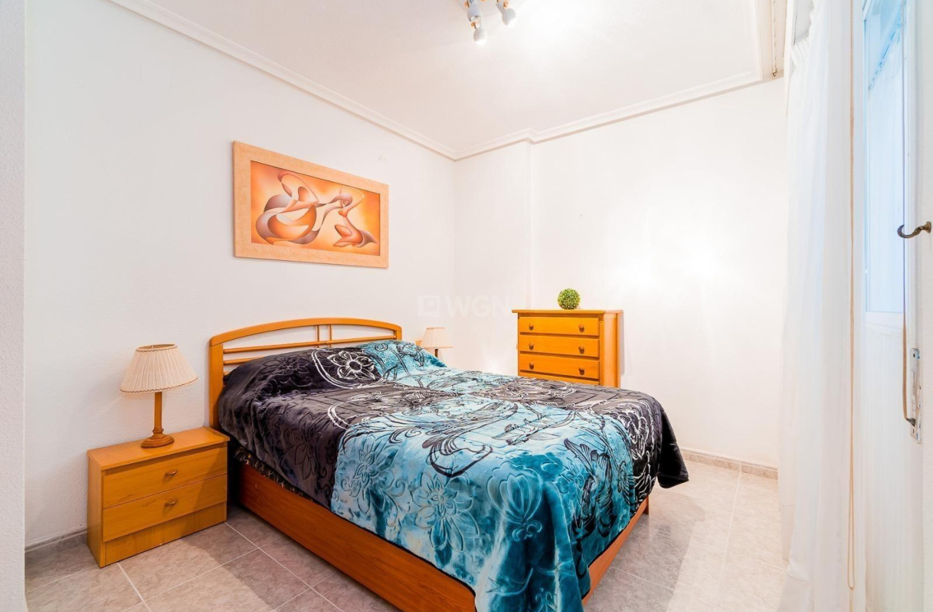 Resale - Apartment / flat - Torrevieja - Playa del Cura