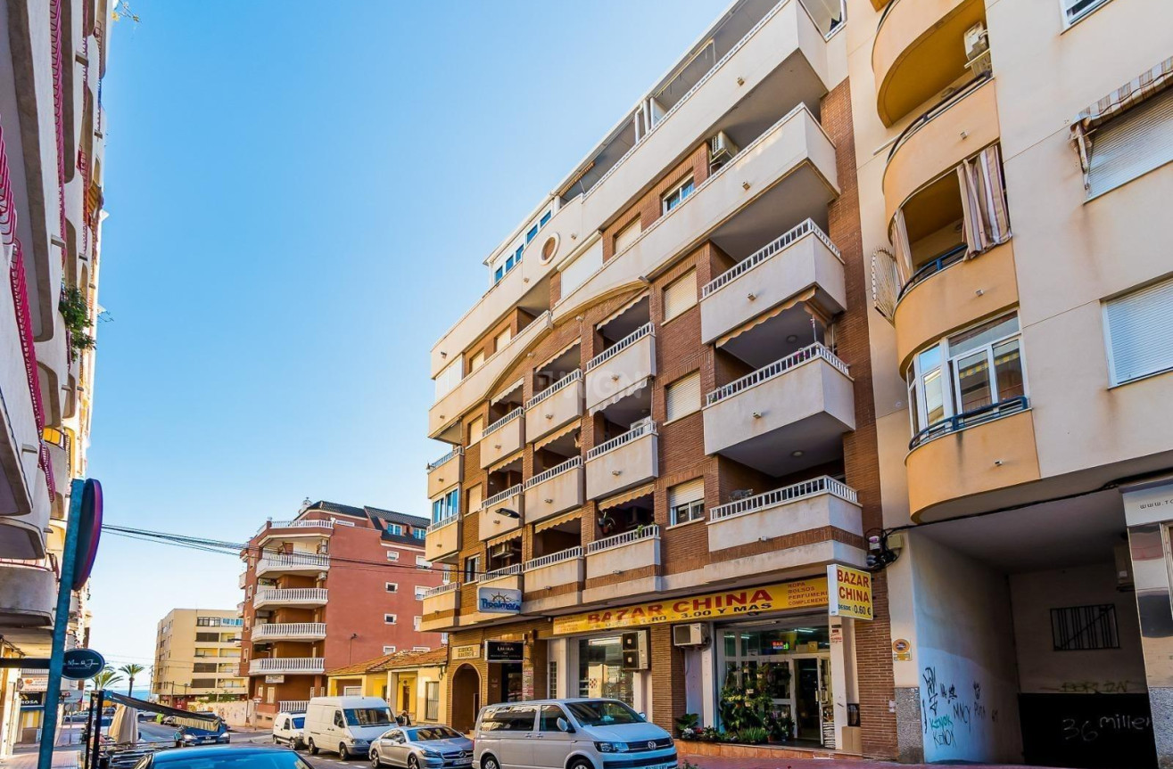 Resale - Apartment / flat - Torrevieja - Playa del Cura