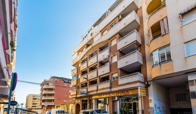 Resale - Apartment / flat - Torrevieja - Playa del Cura