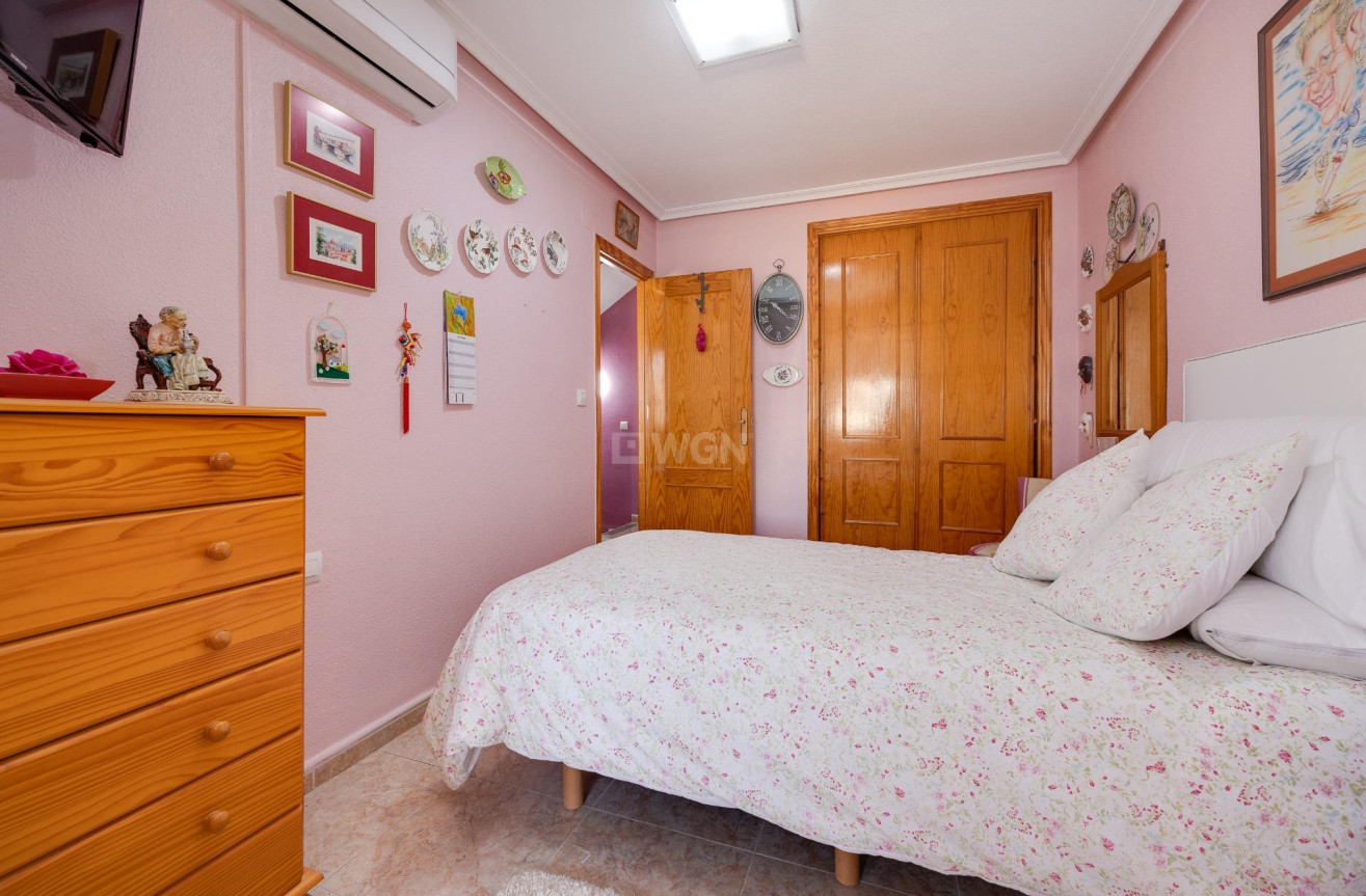 Resale - Townhouse - Torrevieja - Aguas Nuevas 2