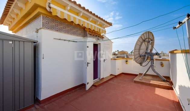 Resale - Townhouse - Torrevieja - Aguas Nuevas 2