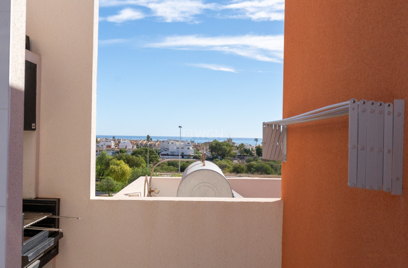 Resale - Apartment / flat - Torrevieja - Costa Blanca