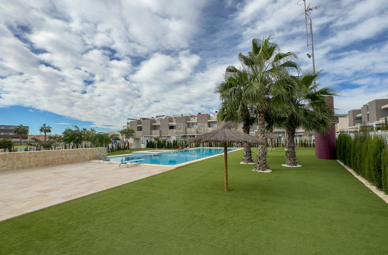 Resale - Apartment / flat - Torrevieja - Costa Blanca