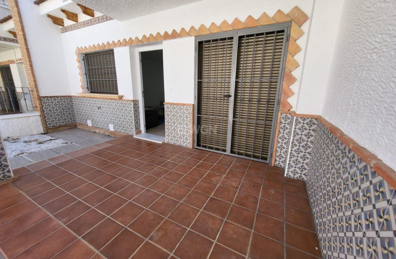 Resale - Villa - San Miguel de Salinas - Cerro Del Sol