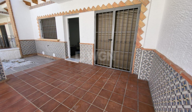 Resale - Villa - San Miguel de Salinas - Cerro Del Sol