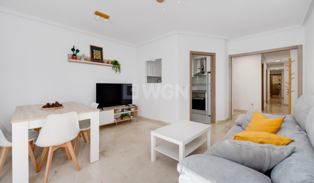 Resale - Apartment / flat - Torrevieja - Playa del Cura