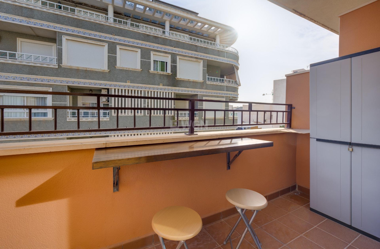 Resale - Apartment / flat - Torrevieja - Playa del Cura