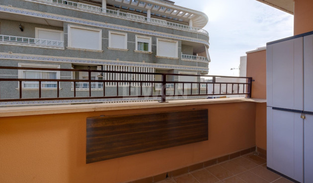 Resale - Apartment / flat - Torrevieja - Playa del Cura