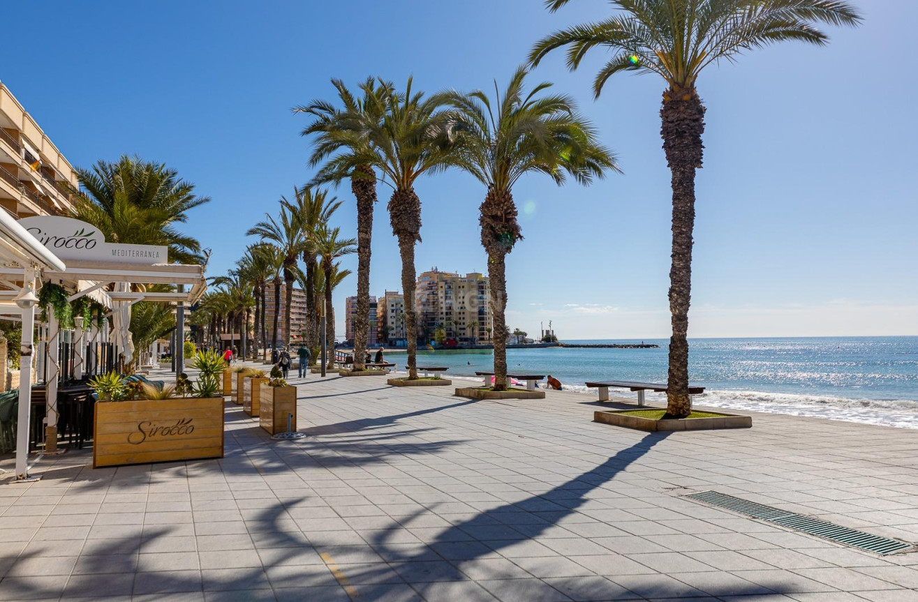 Resale - Apartment / flat - Torrevieja - Playa del Cura