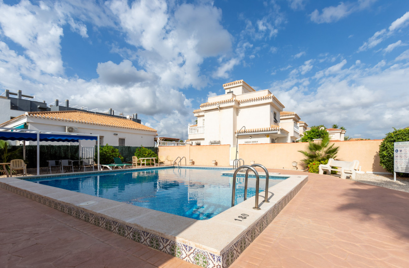 Resale - Villa - Orihuela Costa - Costa Blanca