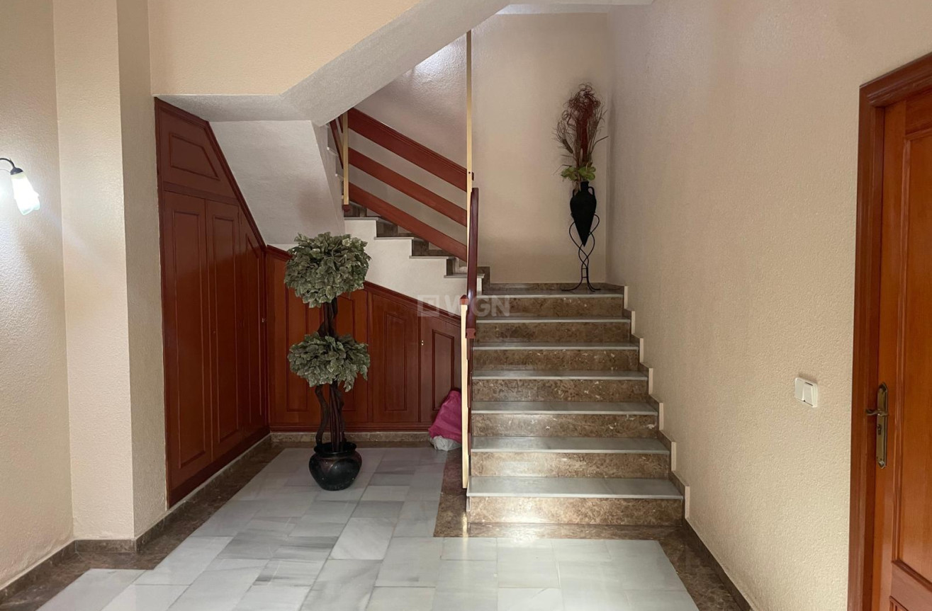 Resale - Apartment / flat - Torrevieja - Centro