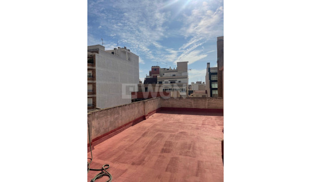 Resale - Apartment / flat - Torrevieja - Centro