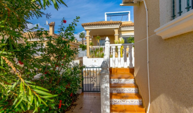 Resale - Villa - Orihuela - Inland