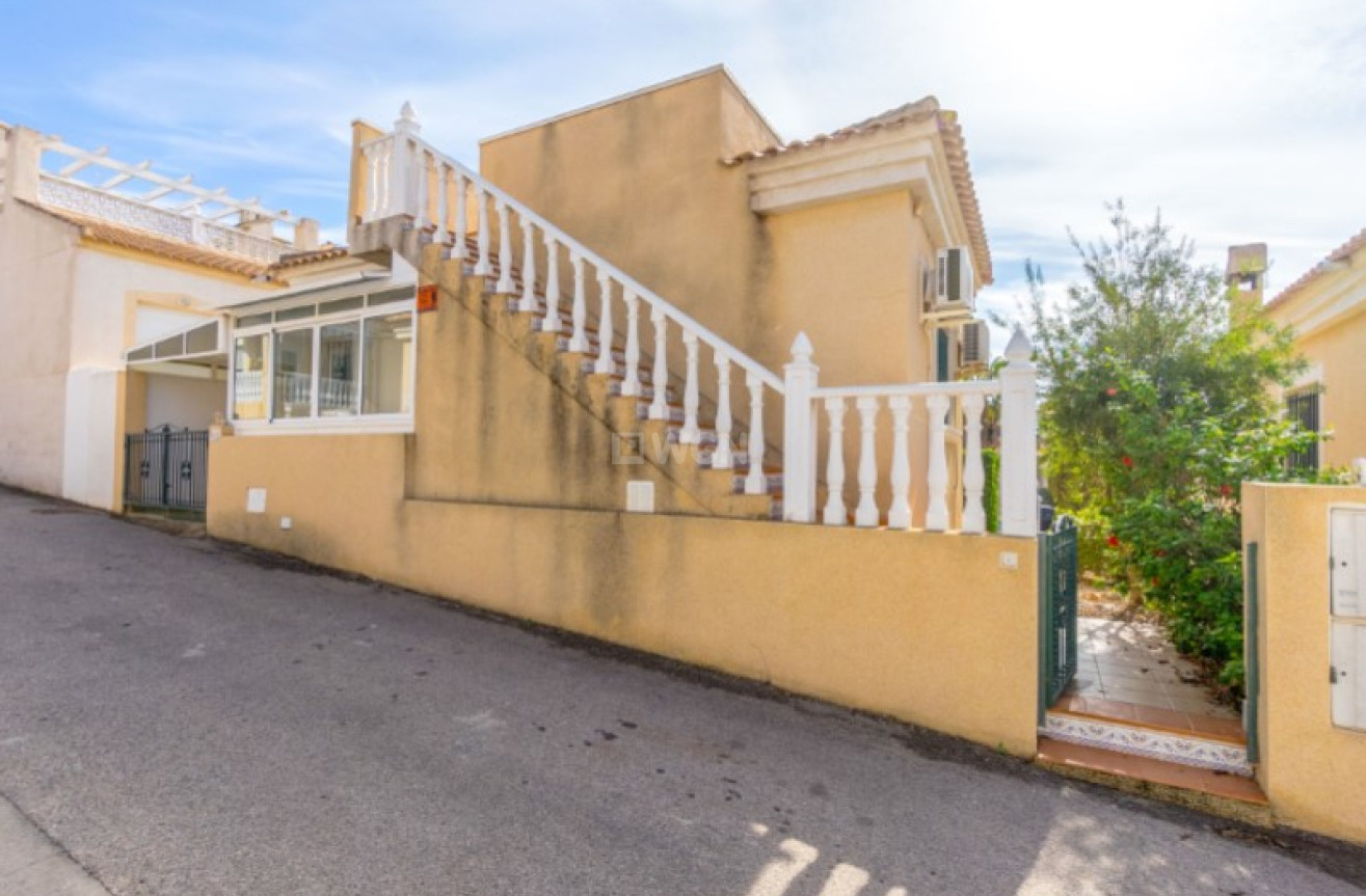 Resale - Villa - Orihuela - Inland