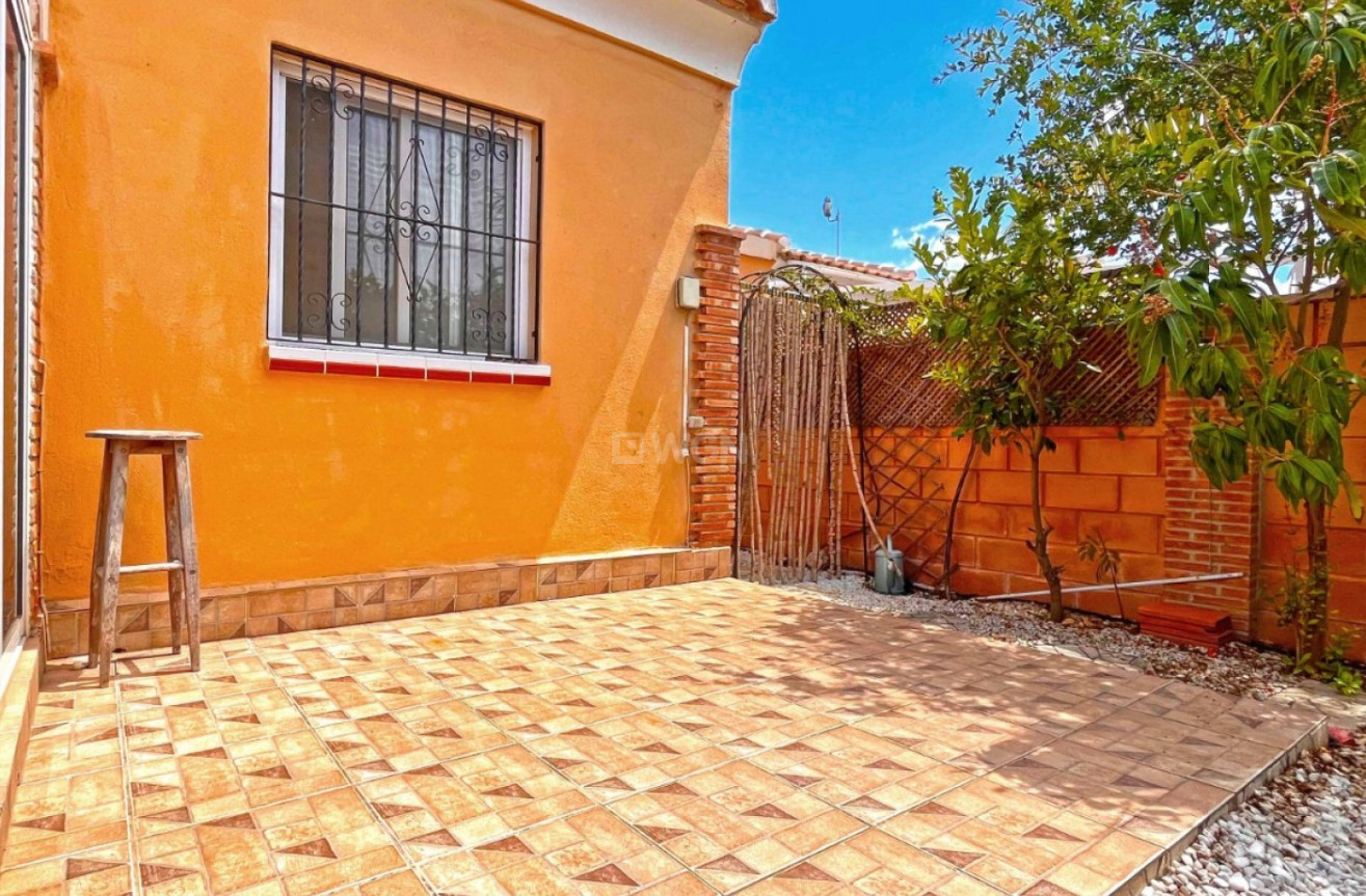 Resale - Villa - Orihuela Costa - Costa Blanca