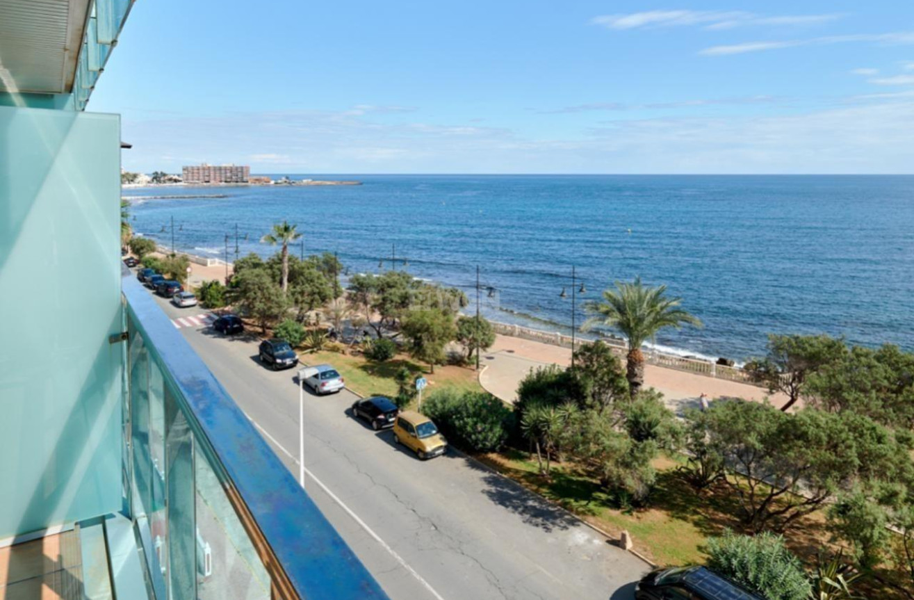 Resale - Apartment / flat - Torrevieja - Playa del Cura