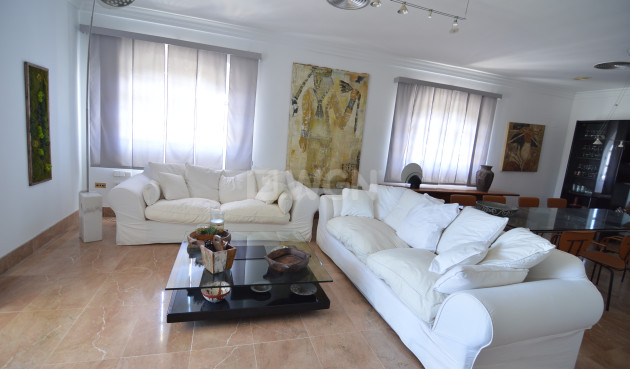 Resale - Villa - Torrevieja - Costa Blanca