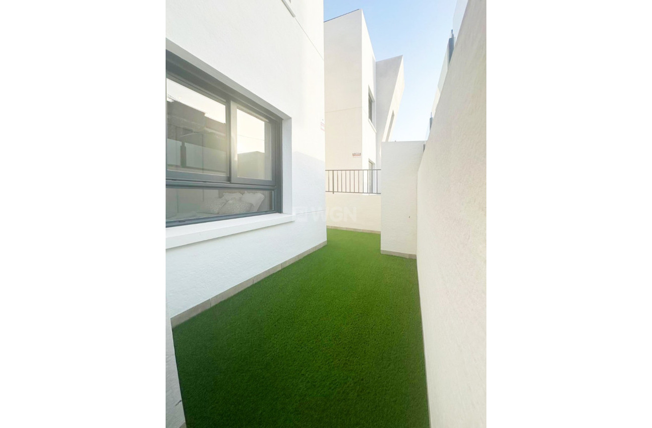 Resale - Apartment / flat - San Miguel de Salinas - Inland