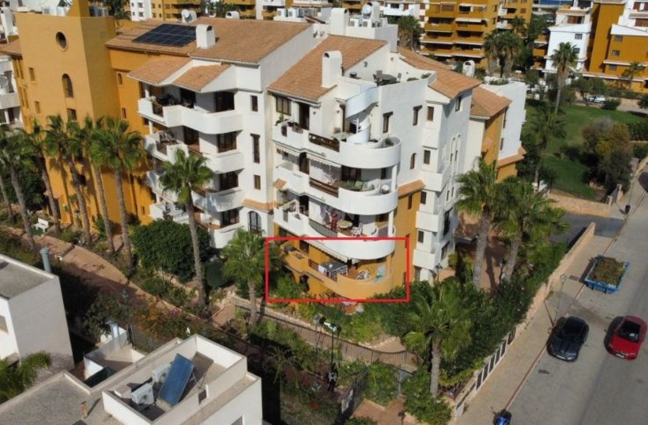 Resale - Apartment / flat - Torrevieja - Costa Blanca