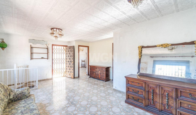 Resale - Villa - Orihuela Costa - Punta Prima