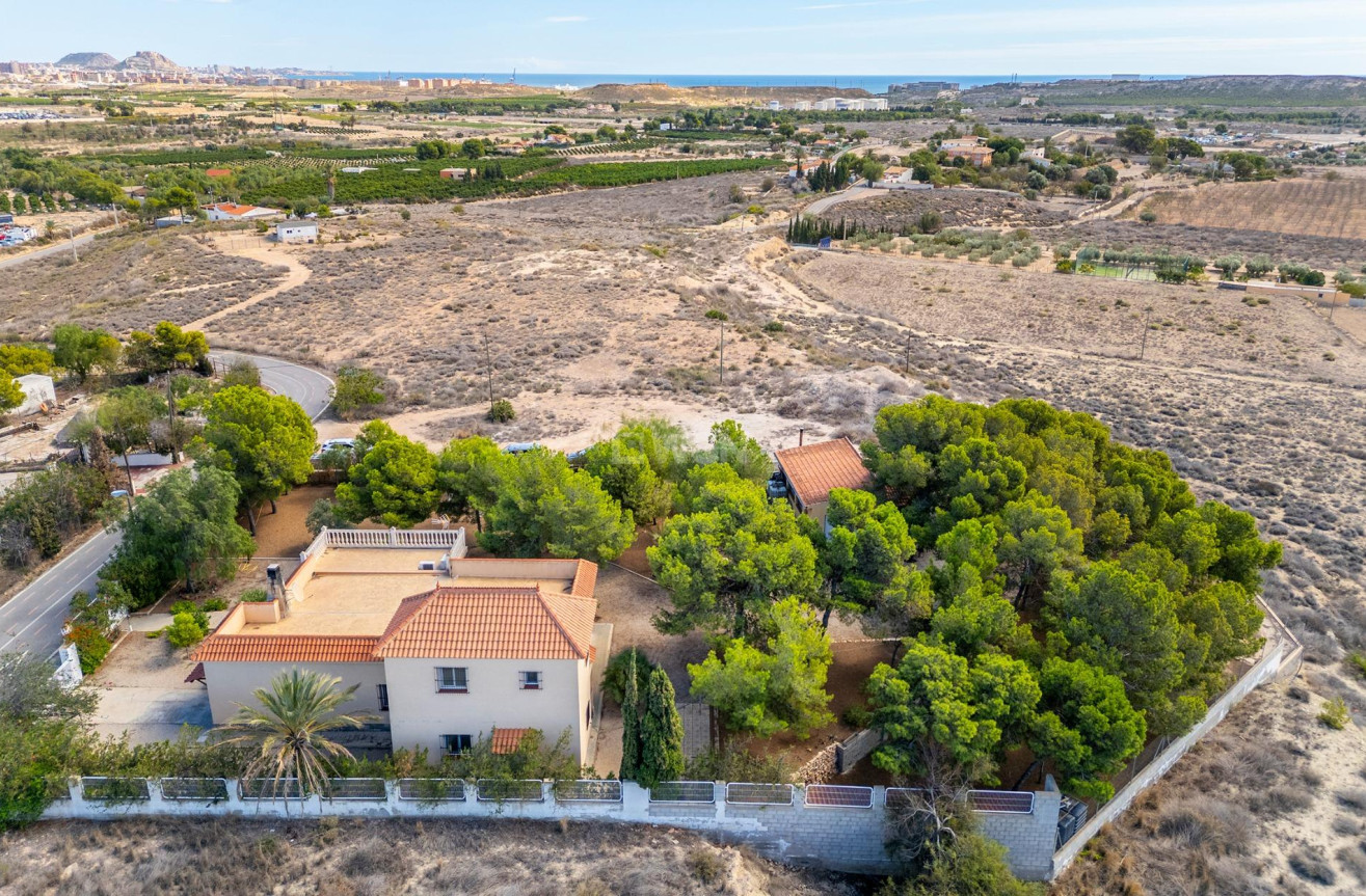 Resale - Villa - Alicante - Ciudad De Asís - Font-calent - El Bacarot