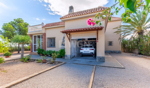 Resale - Villa - Alicante - Ciudad De Asís - Font-calent - El Bacarot