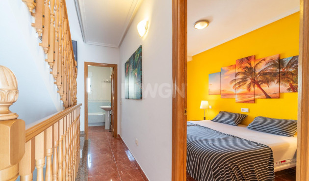 Resale - Bungalow - Orihuela Costa - Los Dolses