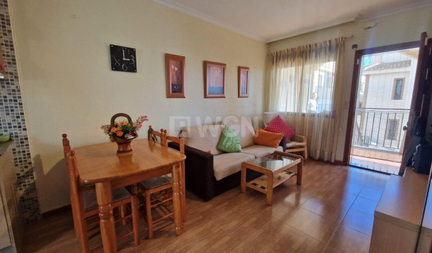 Resale - Bungalow - Torrevieja - Aguas Nuevas 1