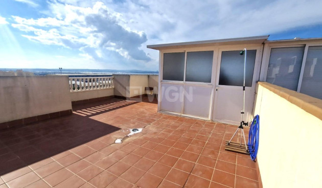 Resale - Bungalow - Torrevieja - Aguas Nuevas 1