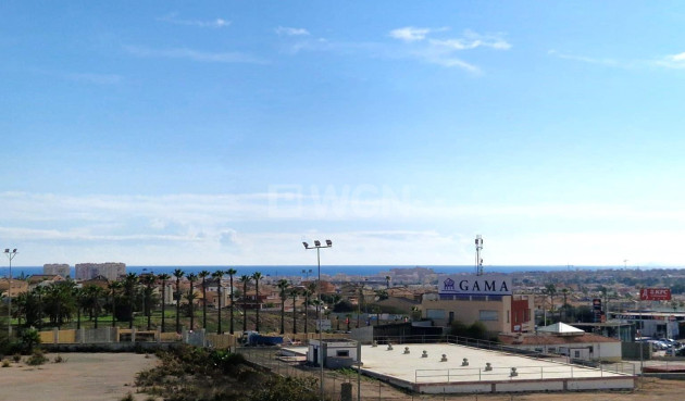 Resale - Bungalow - Torrevieja - Aguas Nuevas 1