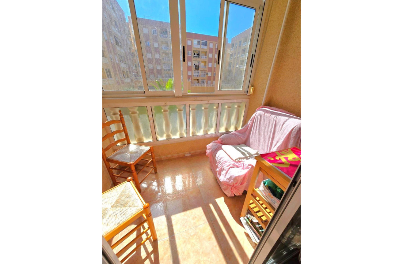 Resale - Apartment / flat - Torrevieja - Centro