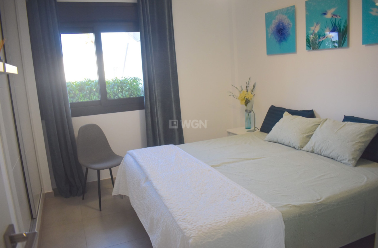 Resale - Apartment / flat - Pilar de la Horadada - Costa Blanca