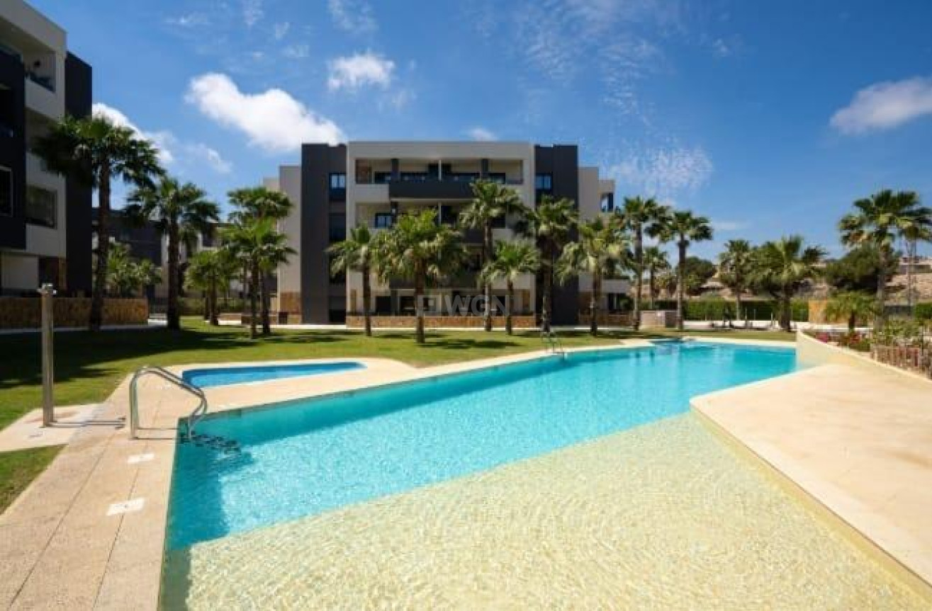 Resale - Apartment / flat - Orihuela Costa - La Florida